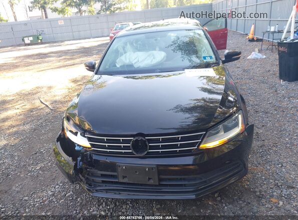 3VWDB7AJ7JM249693 2018 VOLKSWAGEN JETTA Black Вид панелі приладів