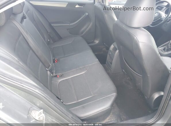 3VWDB7AJ8HM244948 2017 VOLKSWAGEN JETTA Gray Widok naklejki z numerem VIN