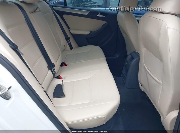 3VWDB7AJ8HM300953 2017 VOLKSWAGEN JETTA White Vista de la etiqueta del VIN