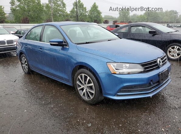 3VWDB7AJ8HM394896 2017 VOLKSWAGEN JETTA Blue Delantero derecho