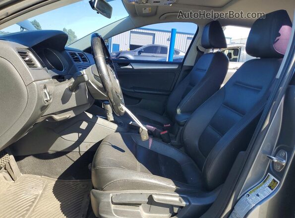 3VWDB7AJ9HM299473 2017 VOLKSWAGEN JETTA Gray Vista interior delantera