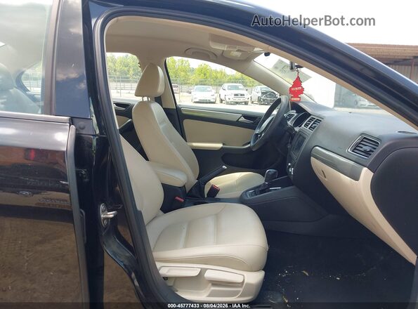 3VWDB7AJ9JM209647 2018 VOLKSWAGEN JETTA Black Widok wnętrza z przodu