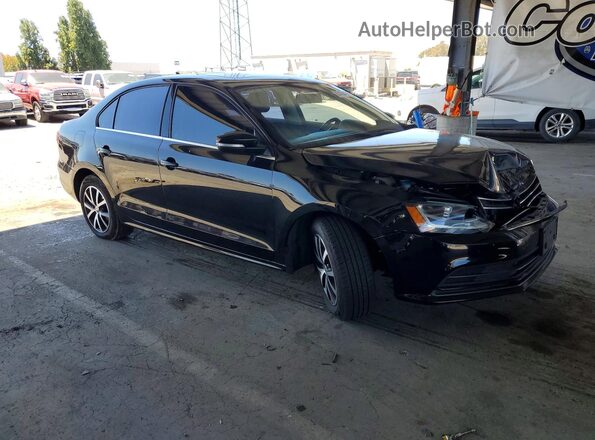 3VWDB7AJXHM219419 2017 VOLKSWAGEN JETTA Black Przód prawy