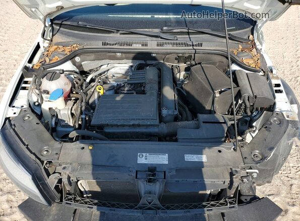 3VWDB7AJXHM390770 2017 VOLKSWAGEN JETTA Белый Вид подкапотного пространства