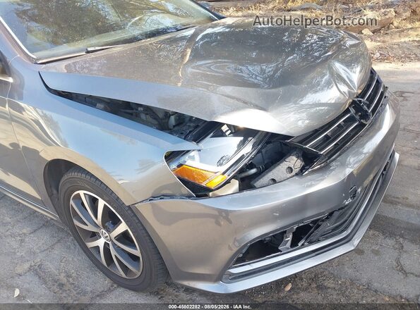 3VWDB7AJXJM263071 2018 VOLKSWAGEN JETTA Gray 
