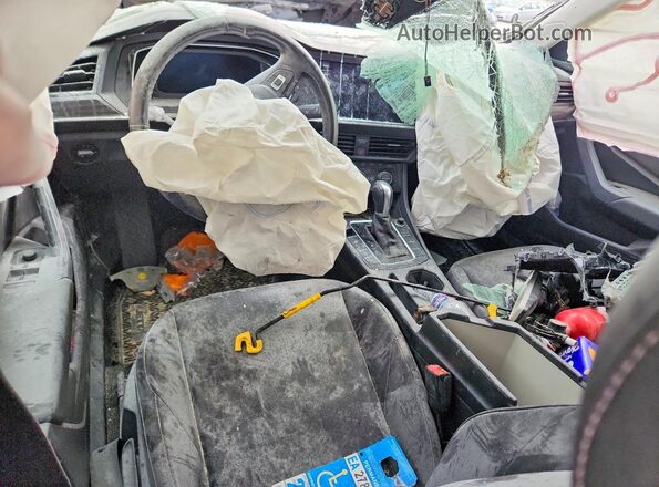 3VWE57BU5KM085544 2019 VOLKSWAGEN JETTA Серый Вид панели приборов