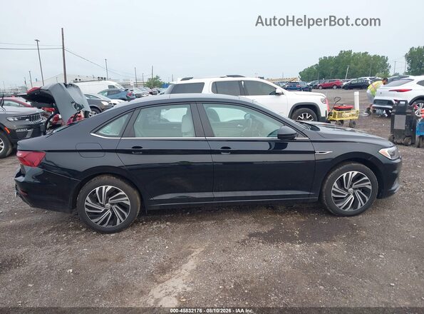 3VWE57BU5MM010829 2021 VOLKSWAGEN JETTA Black Սալոնի հետևի տեսք