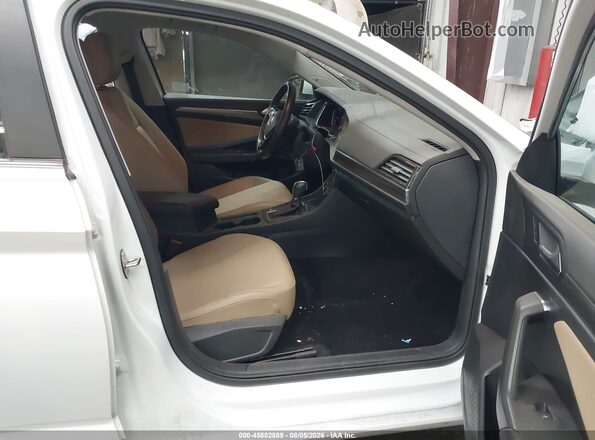 3VWE57BUXKM255932 2019 VOLKSWAGEN JETTA White Front interior view