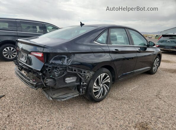 3VWE57BUXMM049724 2021 VOLKSWAGEN JETTA Черный 