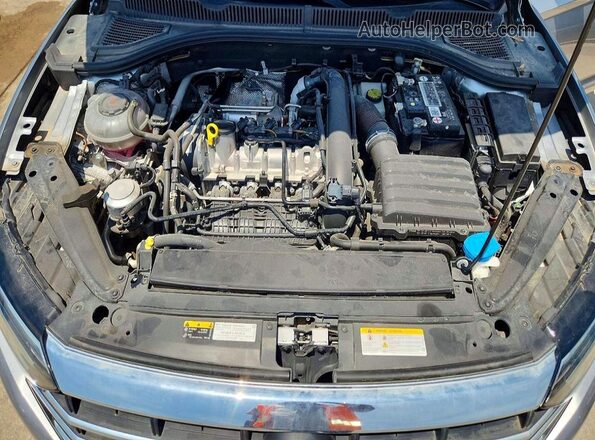 3VWE57BUXMM088877 2021 VOLKSWAGEN JETTA Silver Rear interior view