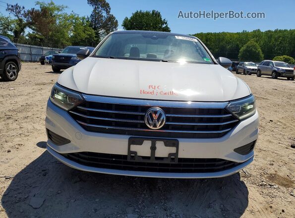 3VWEB7BUXKM234054 2019 VOLKSWAGEN JETTA Белый Вид спереди