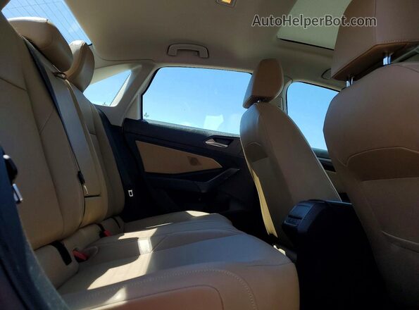 3VWEB7BUXKM234054 2019 VOLKSWAGEN JETTA Белый Вид задних сидений