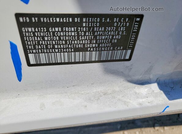 3VWEB7BUXKM234054 2019 VOLKSWAGEN JETTA Белый Вид подкапотного пространства