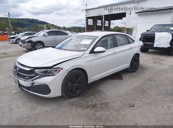 3VWEM7BU0PM041901 2023 VOLKSWAGEN JETTA White Vista tres cuartos delantera izquierda