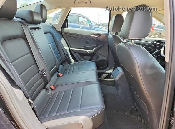 3VWEM7BU1RM083836 2024 VOLKSWAGEN JETTA Black Вид задніх сидінь