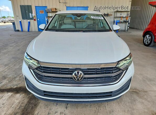 3VWEM7BU4PM061973 2023 VOLKSWAGEN JETTA Белый Вид спереди