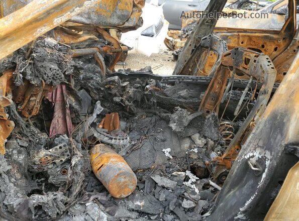 3VWEX7BU5SM024706 2025 VOLKSWAGEN JETTA Пожар Вид салона спереди
