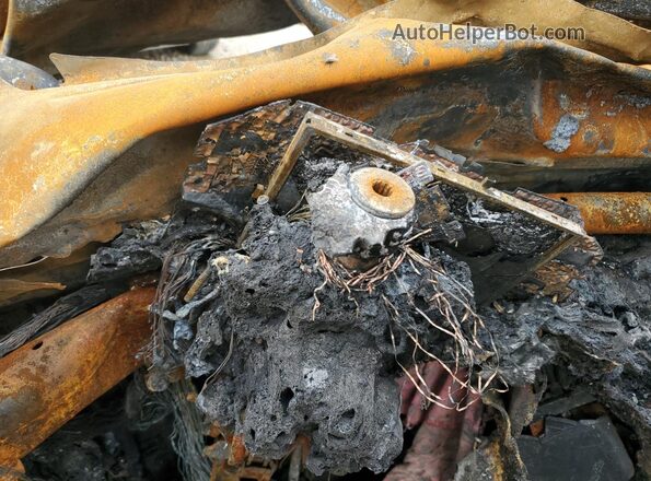3VWEX7BU5SM024706 2025 VOLKSWAGEN JETTA Пожар Вид щитка приборов