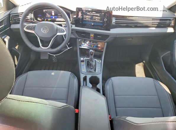 3VWEX7BU6SM020888 2025 VOLKSWAGEN JETTA Gray Widok deski rozdzielczej