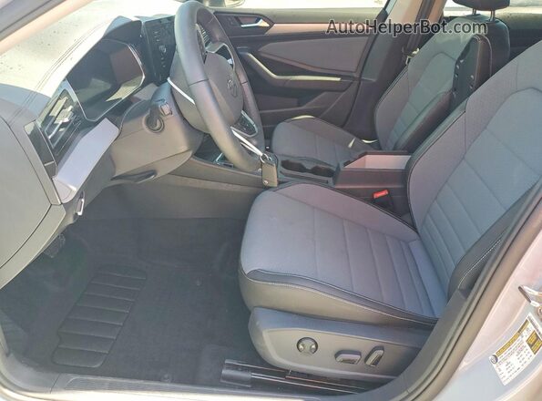 3VWEX7BU6SM020888 2025 VOLKSWAGEN JETTA Gray Widok wnętrza z przodu
