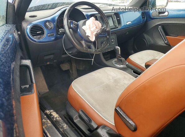 3VWF17AT2HM626809 2017 VOLKSWAGEN BEETLE Blue Vista del salpicadero