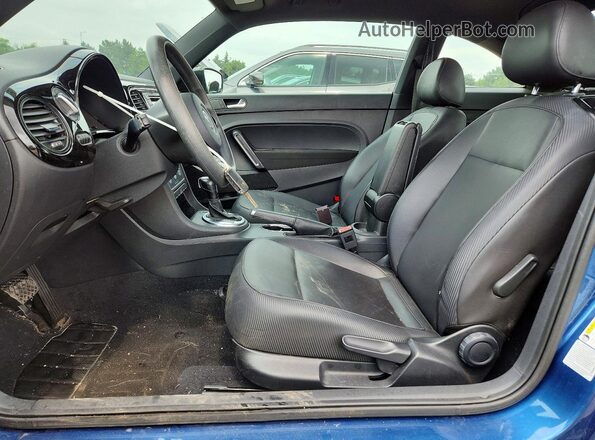 3VWF17AT4HM626956 2017 VOLKSWAGEN BEETLE Blue Вид салону спереду
