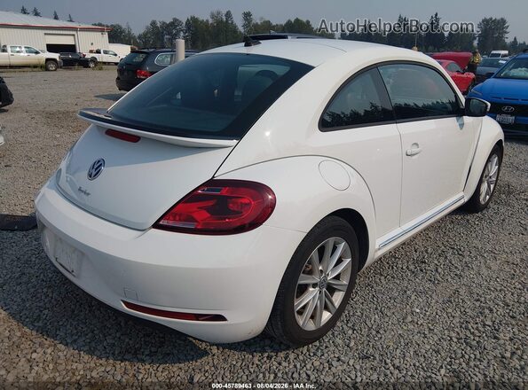 3VWFD7AT0JM700984 2018 VOLKSWAGEN BEETLE White Rear right
