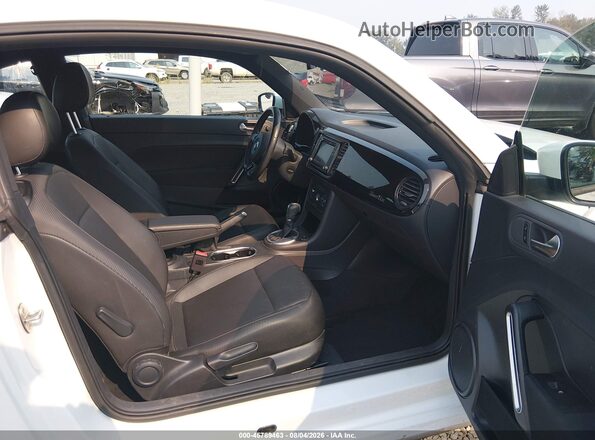 3VWFD7AT0JM700984 2018 VOLKSWAGEN BEETLE White 