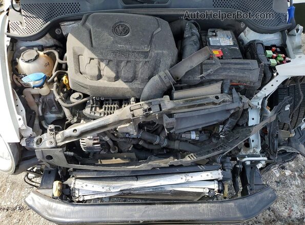 3VWFD7AT4JM714189 2018 VOLKSWAGEN BEETLE Белый Вид задней части салона