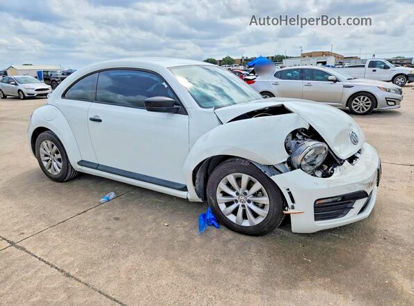 3VWFD7AT6JM702853 2018 VOLKSWAGEN BEETLE Белый Передняя правая четверть