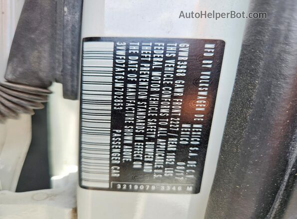 3VWFD7AT6JM702853 2018 VOLKSWAGEN BEETLE Белый Вид подкапотного пространства