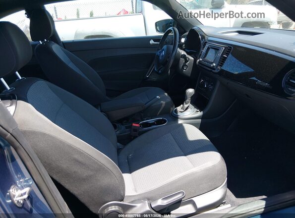 3VWFD7ATXKM713260 2019 VOLKSWAGEN BEETLE Blue Vista interior delantera