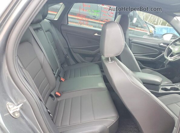 3VWFM7BU2RM021818 2024 VOLKSWAGEN JETTA Gray Հետևի նստատեղերի տեսք