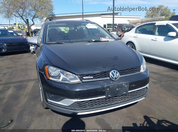 3VWH17AU3HM534075 2017 VOLKSWAGEN GOLF Black Вид задньої частини салону