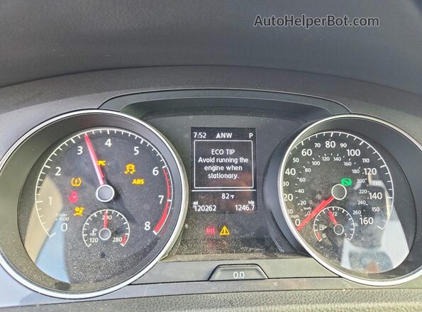 3VWH17AU6HM507906 2017 VOLKSWAGEN GOLF White ხელსაწყოთა პანელის ხედი