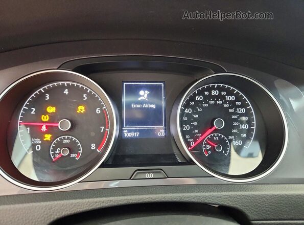 3VWH17AU6HM540923 2017 VOLKSWAGEN GOLF Red ხელსაწყოთა პანელის ხედი