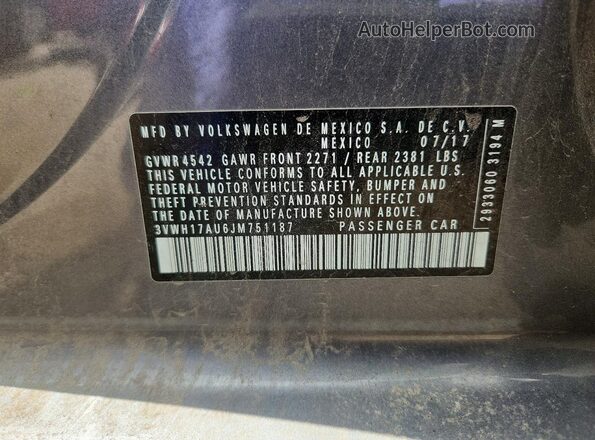 3VWH17AU6JM751187 2018 VOLKSWAGEN GOLF Gray 360 interior view