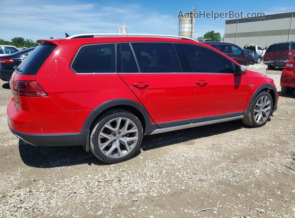 3VWH17AU8HM513870 2017 VOLKSWAGEN GOLF Красный Задняя правая четверть