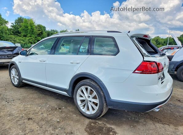 3VWM17AU4HM527974 2017 VOLKSWAGEN GOLF White Trasero izquierdo