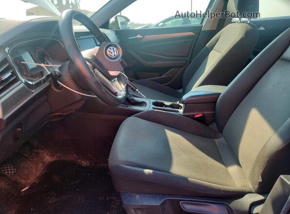 3VWN57BU2KM011515 2019 VOLKSWAGEN JETTA Gray Front interior view