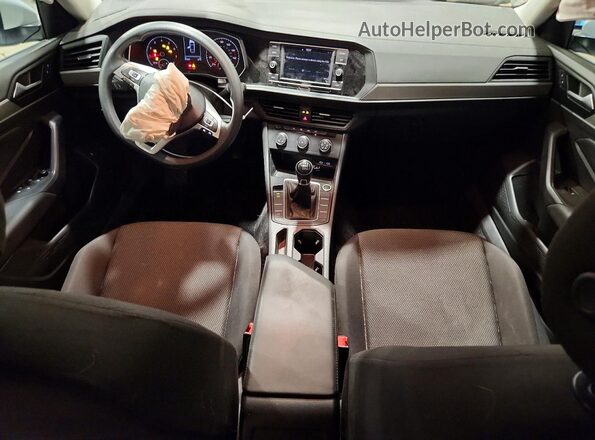 3VWN57BU2LM003058 2020 VOLKSWAGEN JETTA Белый Вид панели приборов