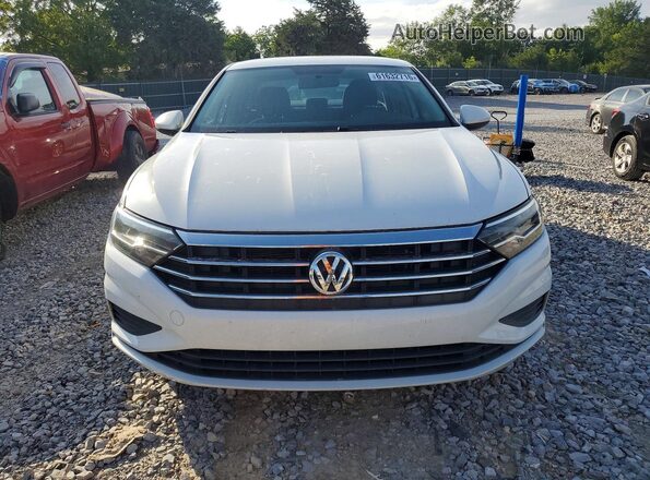 3VWN57BU3KM069505 2019 VOLKSWAGEN JETTA Белый Вид спереди