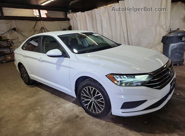 3VWN57BUXMM028291 2021 VOLKSWAGEN JETTA Белый Передняя правая четверть