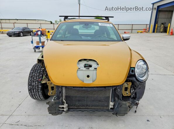 3VWS17AT8GM634295 2016 VOLKSWAGEN BEETLE Gold Vista frontal