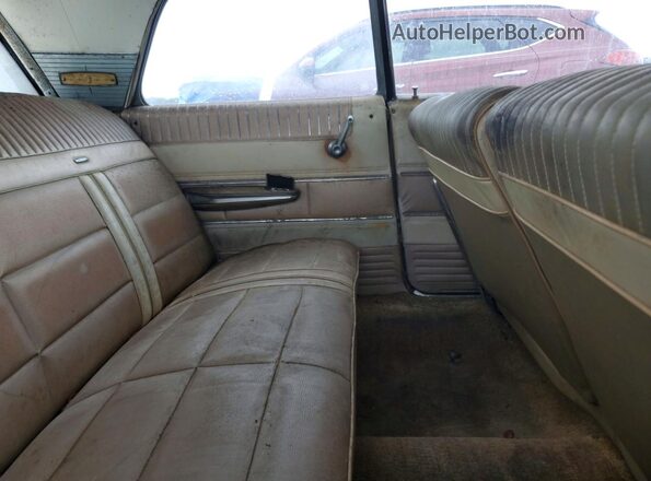 3W63Y501070 1963 MERCURY MONTEREY Beige Vista de los asientos traseros