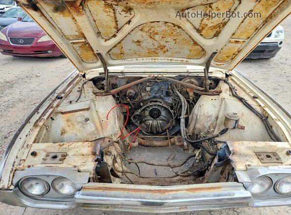 3Y87Z155998 1963 FORD THUNDERBIRD White Вид задньої частини салону