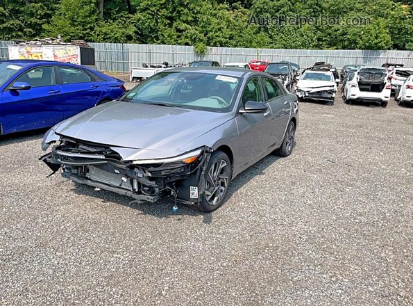 KMHLM4DG0SU094579 2025 HYUNDAI ELANTRA Серебряный Задняя правая четверть