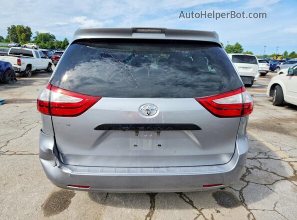 5TDZZ3DC0JS959545 2018 TOYOTA SIENNA Silver Vista interior delantera