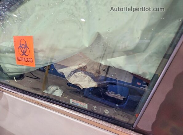 KL7CJLSB9KB819152 2019 CHEVROLET TRAX Серебряный Вид панели приборов