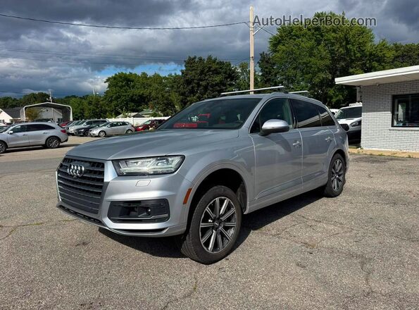 WA1VAAF71JD019111 2018 AUDI Q7 Silver Trasero izquierdo